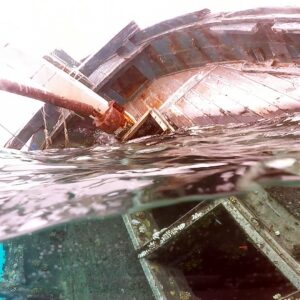 Wreck Penetration Diver